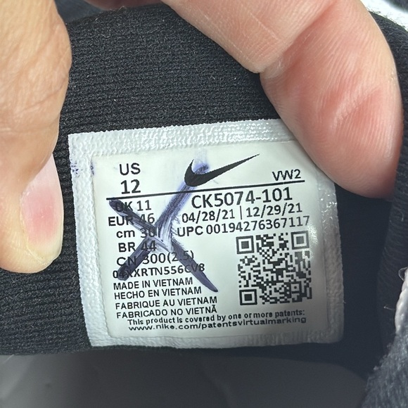 (C) Nike Renew Retaliation VW2
Men's Running Shoes CK5074
Men's Size 12 - Picture 10 of 16